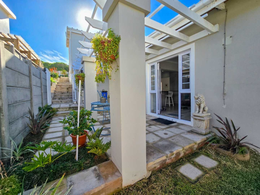 4 Bedroom Property for Sale in Jongensfontein Western Cape